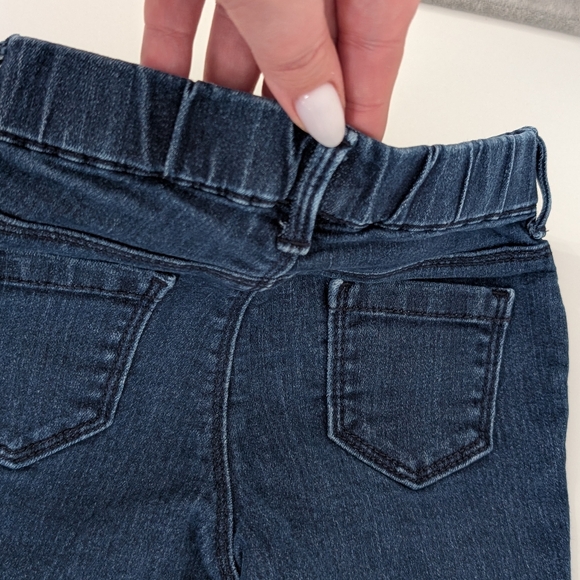 Gymboree Toddler Girl's Jeans, blue, Size 18-24 months - Picture 5 of 9